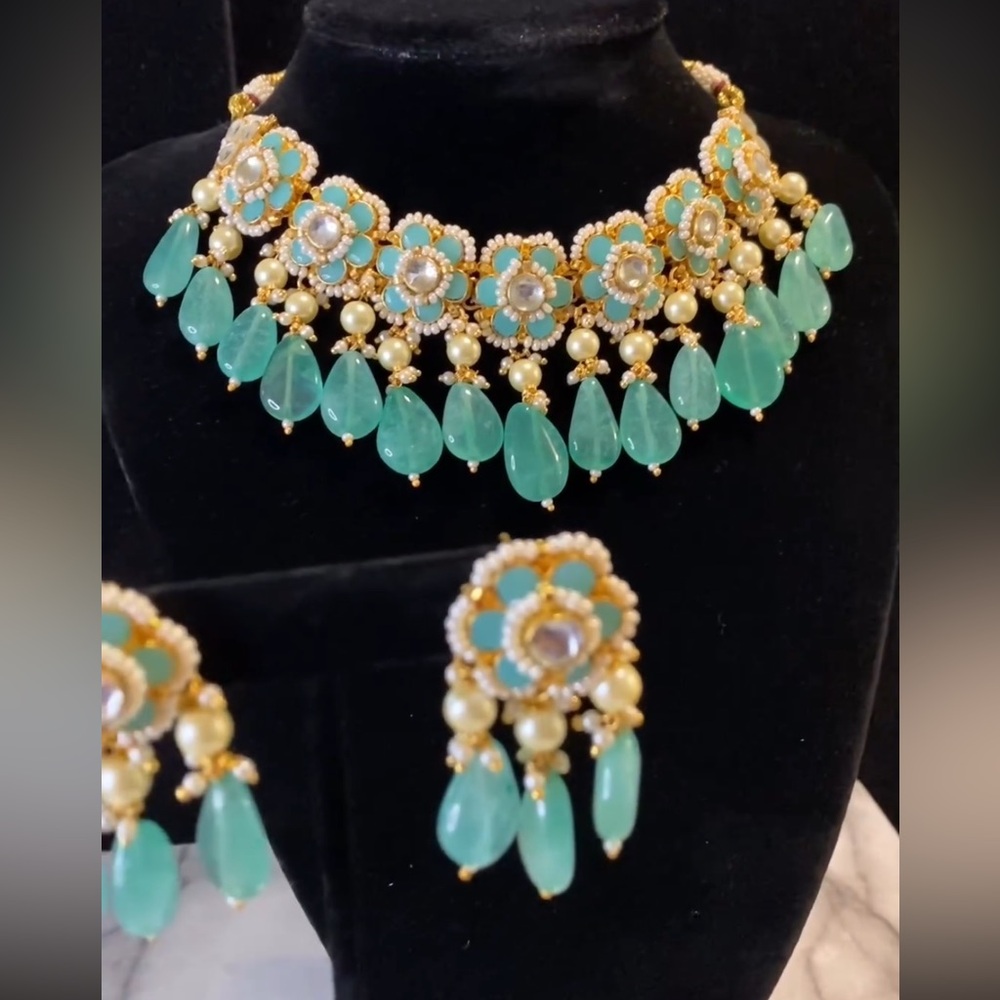 Pachi Kundan necklace with ear rings